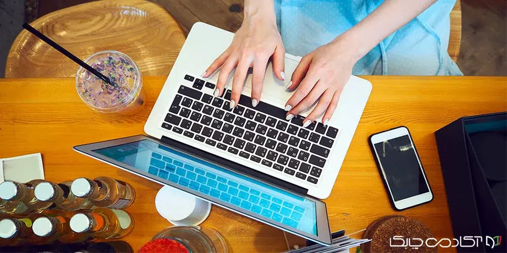 مقایسه پلتفرم‌های فریلنسرینگ ایرانی و خارجی